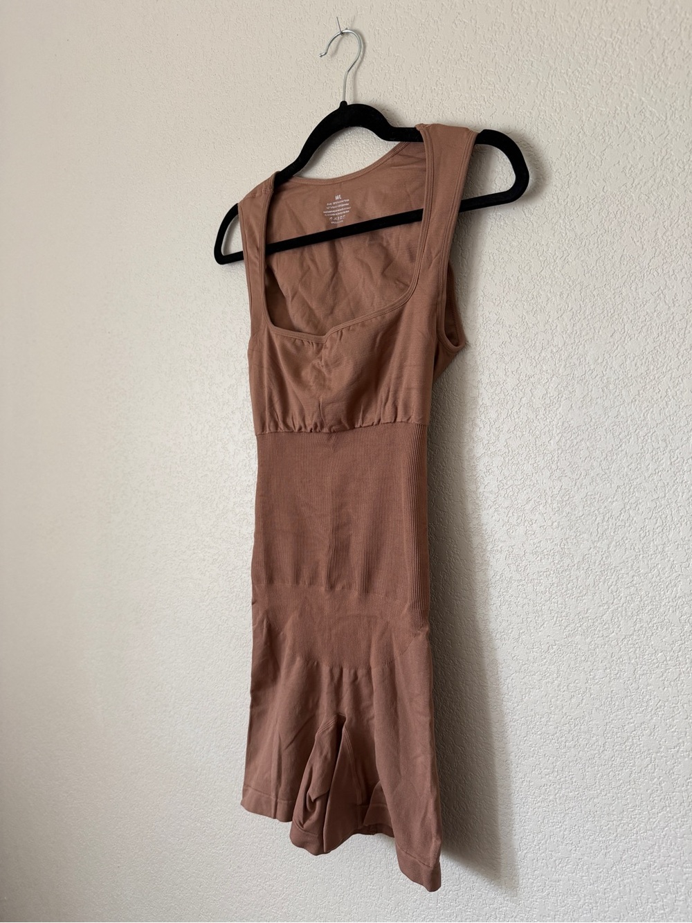 Seamless Shaping Bodysuit Romper - Mauve Brown M/L NEW (in packaging) - Picture 2 of 6